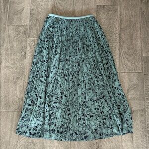 Uniqlo Floral A-Line Skirt - Teal and Black